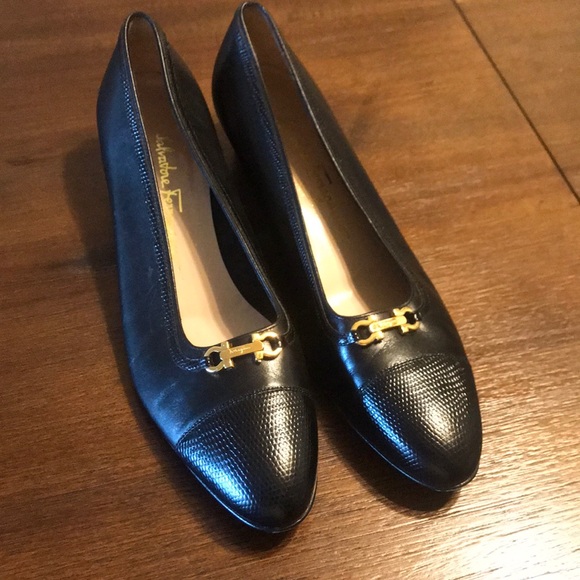 Salvatore Ferragamo Shoes - Salvatore Ferragamo Black flats Size 9.5